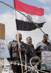 صحيفة امريكية: الديكتاتورية الاسلامية بديلا لحكم مبارك بمصر صورة رقم 2 صحيفة امريكية: الديكتاتورية الاسلامية بديلا لحكم مبارك بمصر صورة رقم 2