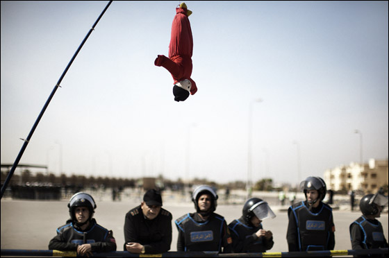 هل يكون الثاني من حزيران يوم الحكم بالاعدام على مبارك؟!  صورة رقم 7