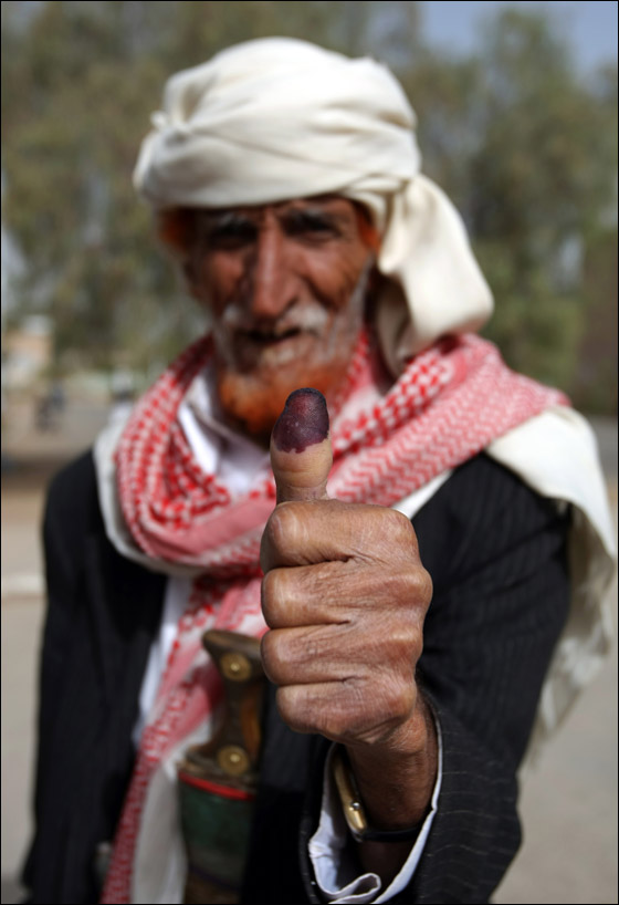 عبد ربه منصور هادي اول رئيس يمني منتخب منذ 33 عاما!  صورة رقم 8