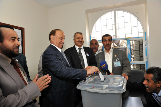 عبد ربه منصور هادي اول رئيس يمني منتخب منذ 33 عاما!  صورة رقم 19