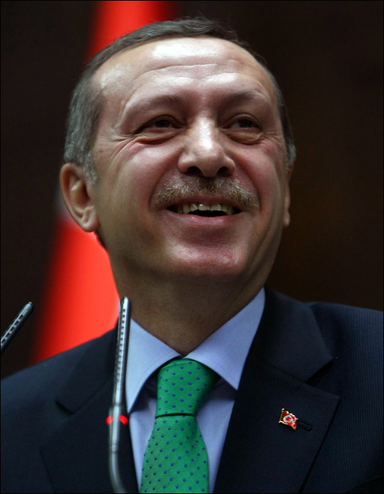 اردوغان: لن نسامح مدبري الانقلاب الابيض يوم 28-02-1997 صورة رقم 5 اردوغان: لن نسامح مدبري الانقلاب الابيض يوم 28-02-1997 صورة رقم 5