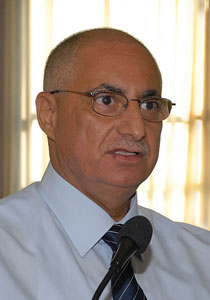 رياض دبيني: في 2012 سنركّز على دعم الشّباب وطلاب الجامعات صورة رقم 1