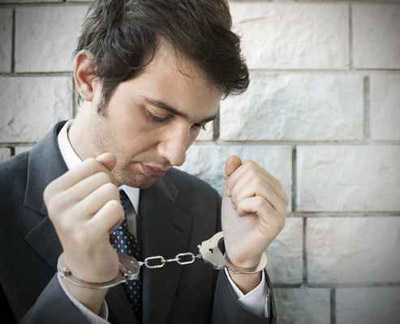 السجن 16 شهرا لساعي بريد احتفظ بـ33.584 رسالة بريدية! صورة رقم 1