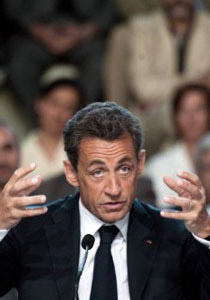 ساركوزي يغلق سفارة بلاده ويؤكد: ما يجري في سوريا فضيحة! صورة رقم 1 ساركوزي يغلق سفارة بلاده ويؤكد: ما يجري في سوريا فضيحة! صورة رقم 1