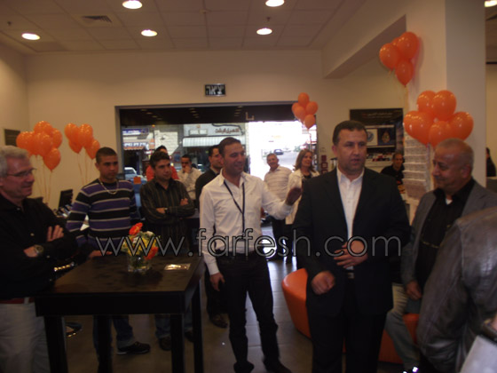  orange  تفتتح مركز خدمات جديد في شفاعمرو صورة رقم 19