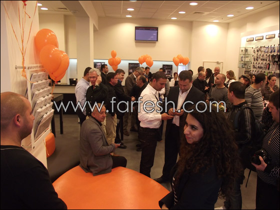  orange  تفتتح مركز خدمات جديد في شفاعمرو صورة رقم 27