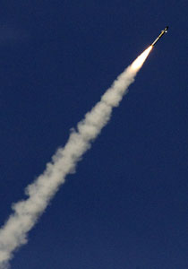 المقاومة الفلسطينية ترد على اغتيال القيسي وتوجه صواريخها لاسرائيل! صورة رقم 2