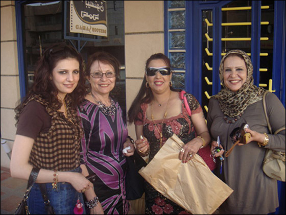 فنانات العراق على فنانات العراق على