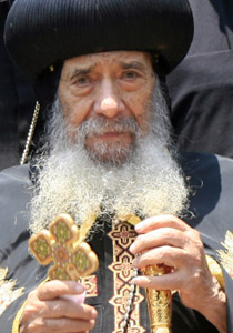 سياسيون مصريون ينعون البابا شنودة الثالث على 