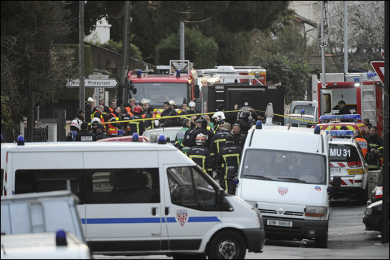 اثر الهجوم على مدرسة يهودية.. انفجارات تهز فرنسا والجاني طليق صورة رقم 11