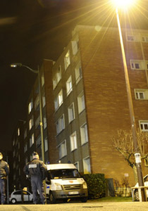 اثر الهجوم على مدرسة يهودية.. انفجارات تهز فرنسا والجاني طليق صورة رقم 1