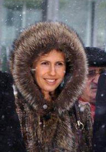 في ذروة المجازر اليومية.. اسماء ترسل للاسد قصيدة رومانسية  صورة رقم 2