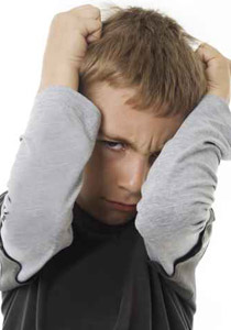 البحرين: معلمة تجبر تلميذها على تقبيل قدميها مدة 5 اشهر!!! صورة رقم 1