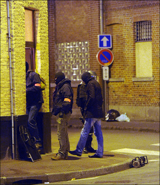 ساركوزي يحذر المنظمات الاسلامية من التحريض على العنف!  صورة رقم 6