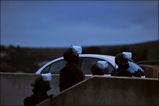 ساركوزي يحذر المنظمات الاسلامية من التحريض على العنف!  صورة رقم 31