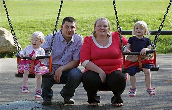 مرض نادر يحول أعضاء طفلتين لكريستال ويهددهما بالفشل الكلوي! صورة رقم 3