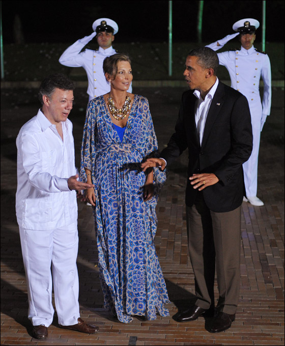 قرطاجنة الكولومبية تستقبل الرئيس اوباما بسلسلة من الانفجارات! صورة رقم 13