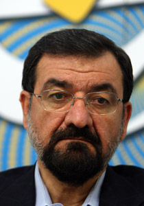 قائد ايراني للامارات: نحن غير مصابين بالوهن ومستعدون لتدميركم!  صورة رقم 1