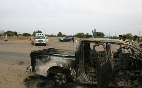 اليمن: مقتل 6 متشددين على صلة بتنظيم القاعدة بغارات أمريكية! صورة رقم 5 اليمن: مقتل 6 متشددين على صلة بتنظيم القاعدة بغارات أمريكية! صورة رقم 5