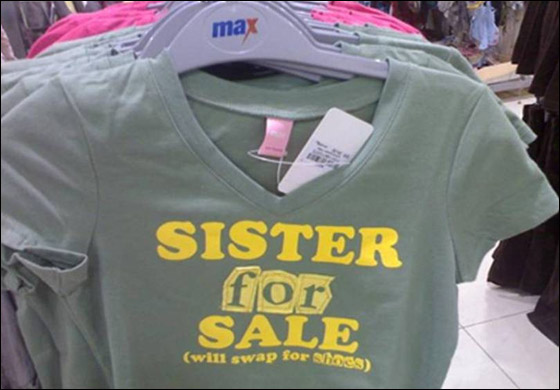 غضب عارم بعد عرض بلوزة بمتاجر جدة كتب عليها 