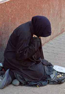 تسولت 37 عاما.. فبنى والدها 3 عمارات واستقل اشقاؤها افخم سيارات صورة رقم 1 تسولت 37 عاما.. فبنى والدها 3 عمارات واستقل اشقاؤها افخم سيارات صورة رقم 1