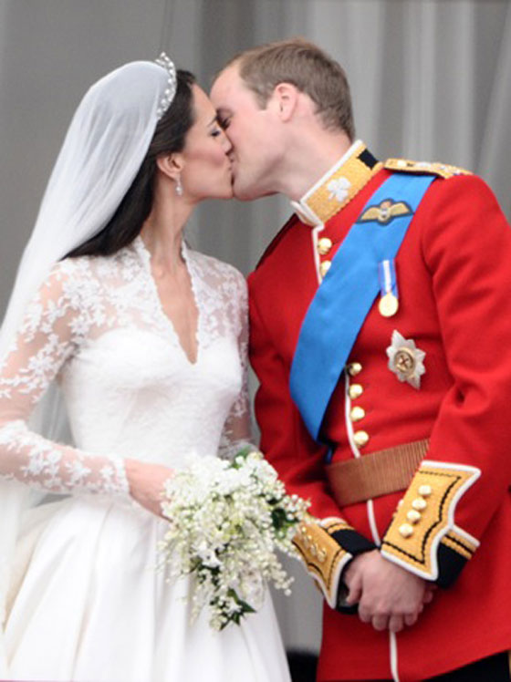 كيت تنتهك التقاليد الملكية بعدم حملها حتى الآن! صورة رقم 5 كيت تنتهك التقاليد الملكية بعدم حملها حتى الآن! صورة رقم 5