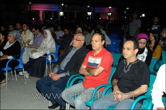 فنانو مصر يدافعون عن عادل امام وعن حرية الفن والابداع!  صورة رقم 5