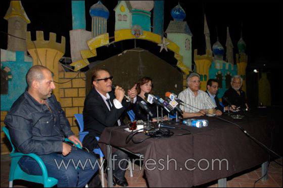 فنانو مصر يدافعون عن عادل امام وعن حرية الفن والابداع!  صورة رقم 6