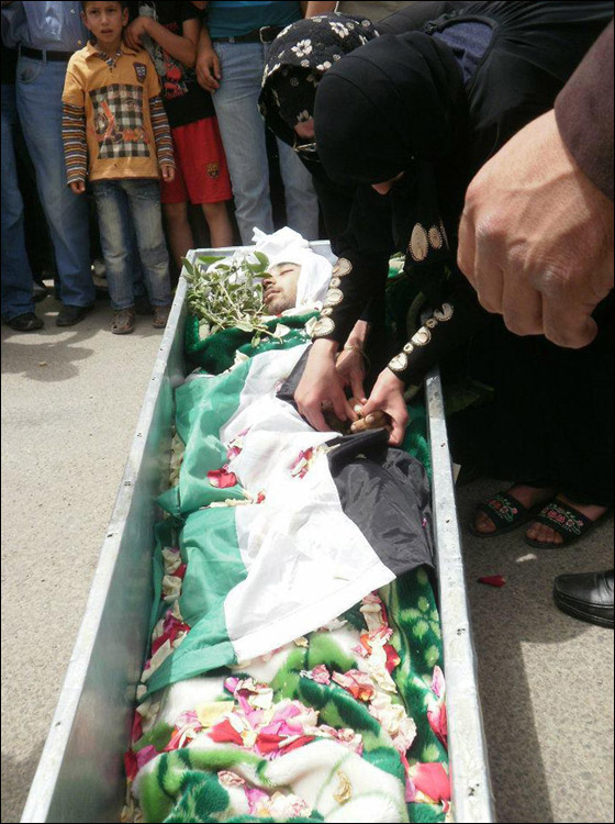 سوريا: 16 قتيلاً برصاص الأمن والاسد يصدر عفوا عن كامل العقوبات  صورة رقم 8