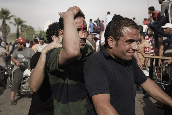 مصر: الإخوان ينفون مسؤوليتهم عن مصر: الإخوان ينفون مسؤوليتهم عن