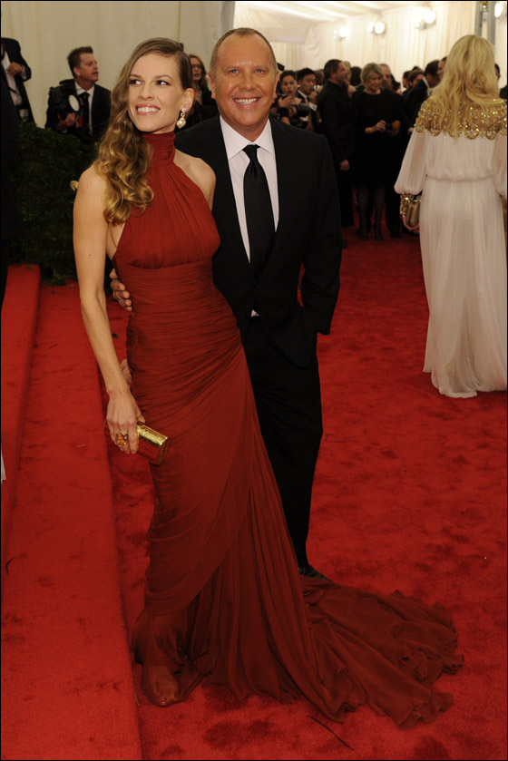 بالصور.. نجمات هوليوود تتنافسن على لقب الأكثر أناقة في نيويورك! صورة رقم 34