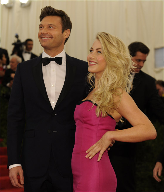 بالصور.. نجمات هوليوود تتنافسن على لقب الأكثر أناقة في نيويورك! صورة رقم 8