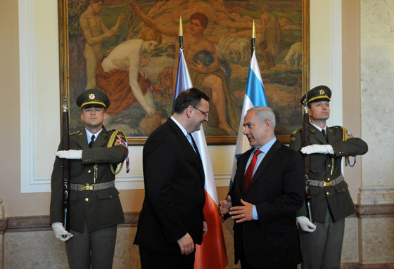 نتنياهو: إيران تسعى إلى الخداع والتأخير في المحادثات النووية!  صورة رقم 2