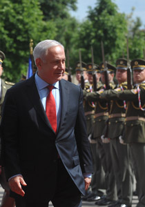 نتنياهو: إيران تسعى إلى الخداع والتأخير في المحادثات النووية!  صورة رقم 1