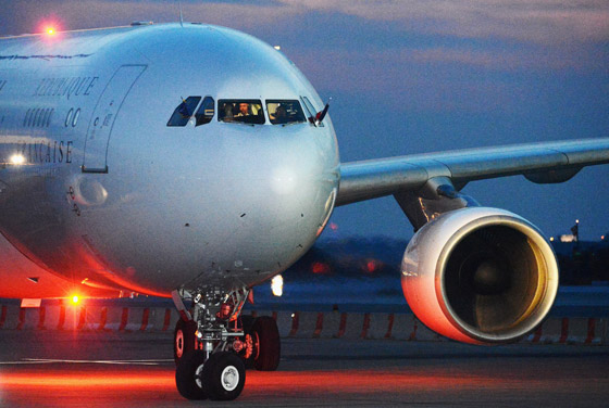 هولاند: قرار سحب القوات الفرنسية من افغانستان غير قابل للتفاوض! صورة رقم 2