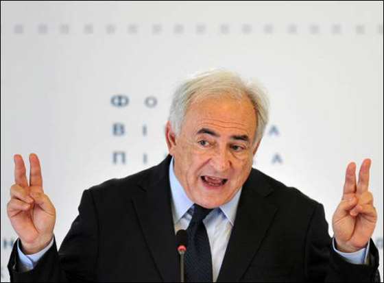 رئيس صندوق النقد الدولي السابق متهم بالاغتصاب الجماعي!  صورة رقم 3