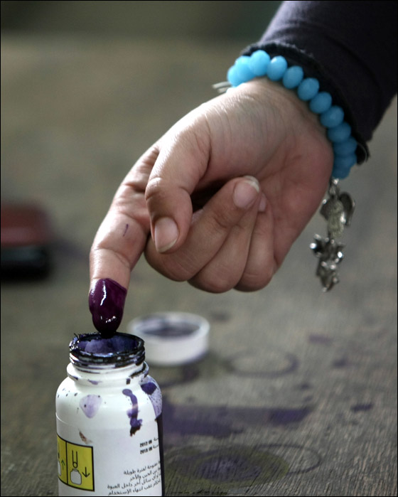 ناخبو قرية مبارك: نظام مبارك انتهى ونرفض 