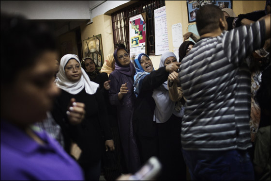 ناخبو قرية مبارك: نظام مبارك انتهى ونرفض 