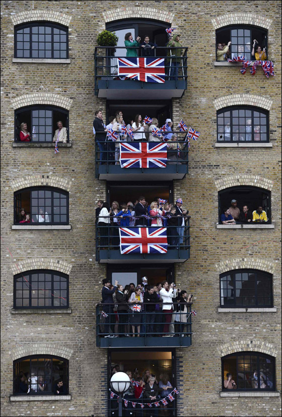 تكاليف احتفالات اليوبيل الماسي للملكة اليزابيث بلغت 9.3 مليارات دولار صورة رقم 29