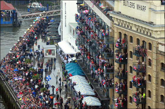 تكاليف احتفالات اليوبيل الماسي للملكة اليزابيث بلغت 9.3 مليارات دولار صورة رقم 2