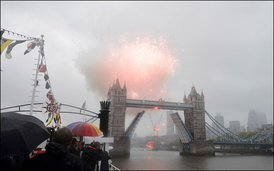 تكاليف احتفالات اليوبيل الماسي للملكة اليزابيث بلغت 9.3 مليارات دولار صورة رقم 53