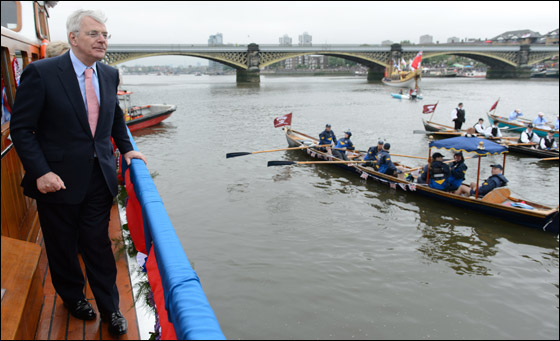 تكاليف احتفالات اليوبيل الماسي للملكة اليزابيث بلغت 9.3 مليارات دولار صورة رقم 52