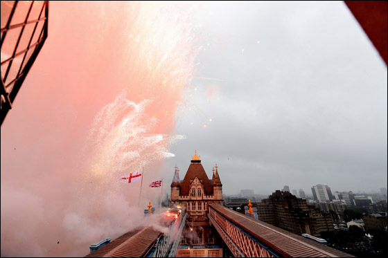 تكاليف احتفالات اليوبيل الماسي للملكة اليزابيث بلغت 9.3 مليارات دولار صورة رقم 50