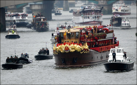 تكاليف احتفالات اليوبيل الماسي للملكة اليزابيث بلغت 9.3 مليارات دولار صورة رقم 7