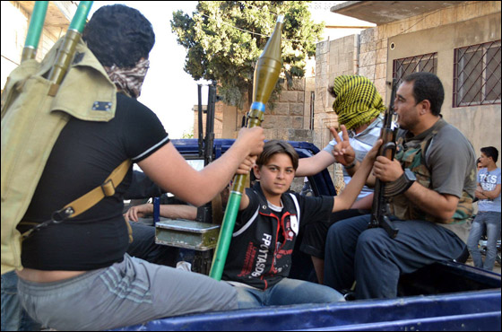 سوريا تطرد 17 سفيرا ودبلوماسيين غربيين من بلادها!  صورة رقم 2