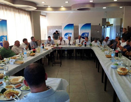 مدير عام ai Bank السيد داني جيتر في لقاء خاص مع زبائن البنك في يركا صورة رقم 1