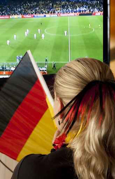 ايران تحظر مشاهدة مباريات كرة القدم على النساء! صورة رقم 1 ايران تحظر مشاهدة مباريات كرة القدم على النساء! صورة رقم 1