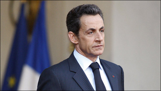 ضجة اعلامية بسبب تعليق كتبته السيدة الفرنسية الاولى!! صورة رقم 4