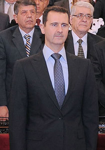 الأسد يهدد بالقضاء على المسلحين ويمهلهم 24 ساعة لالقاء السلاح صورة رقم 2