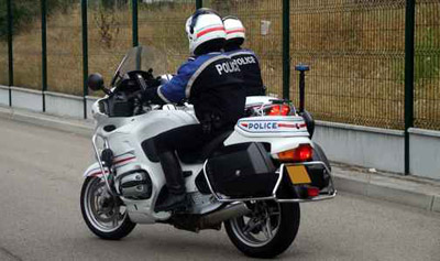 معتقل بحبس منزلي يفر هاربا لارتفاع درجات الحرارة!! صورة رقم 1 معتقل بحبس منزلي يفر هاربا لارتفاع درجات الحرارة!! صورة رقم 1